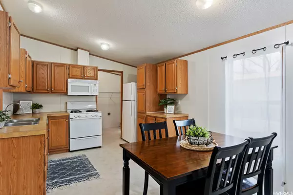 Pleasant View, UT 84404,2491 N HIGHWAY 89 #213