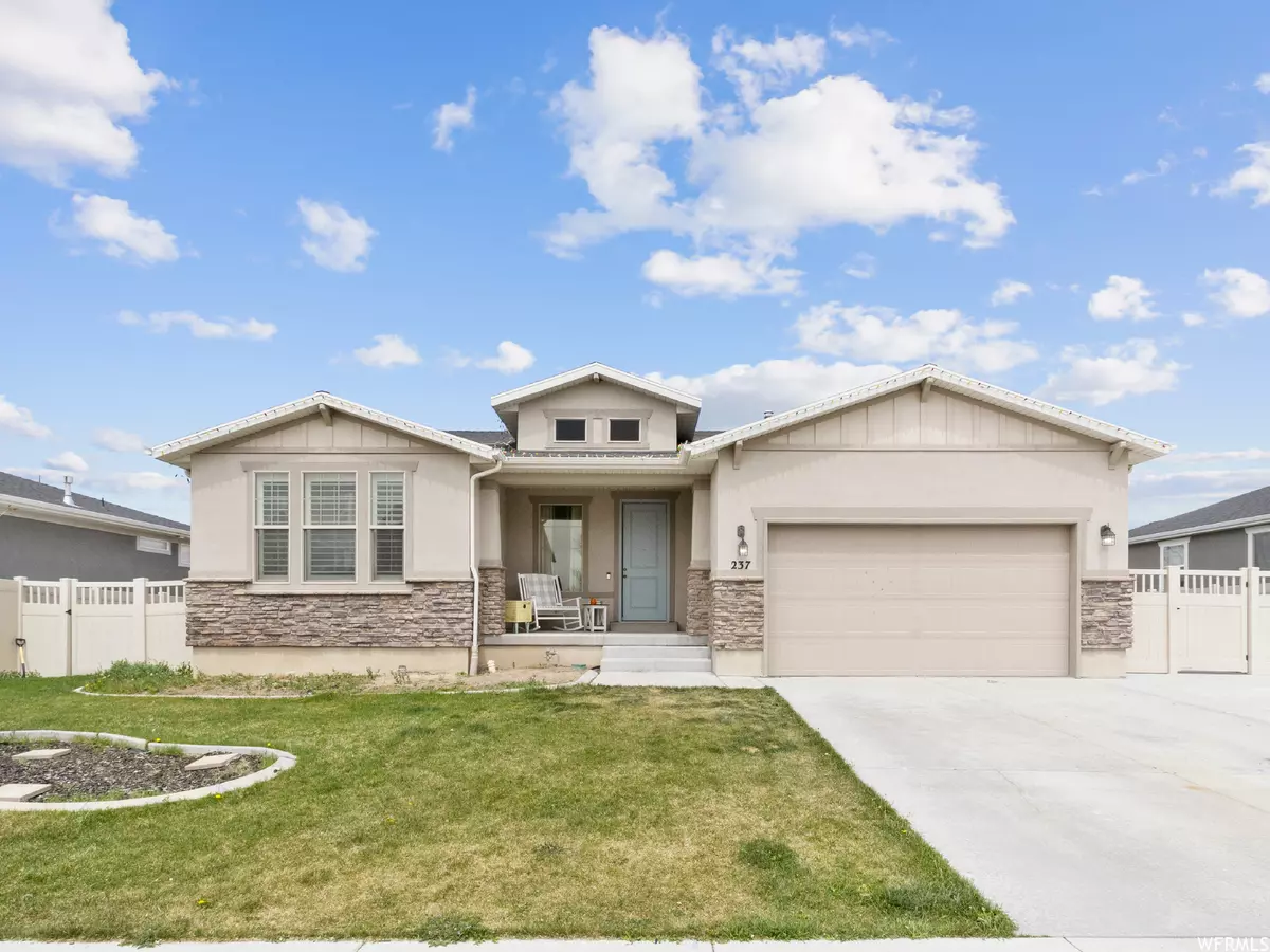 Stansbury Park, UT 84074,237 E ROCKWOOD WAY N