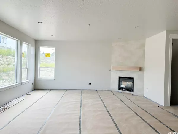 Highland, UT 84003,6048 W WHISPER VIEW LN N #412