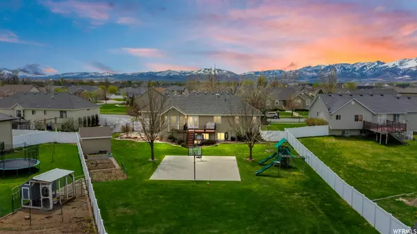 Nibley, UT 84321,883 W 2550 S