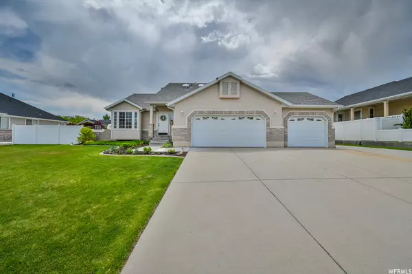 Riverton, UT 84065,1423 W STONE RIDGE DR S