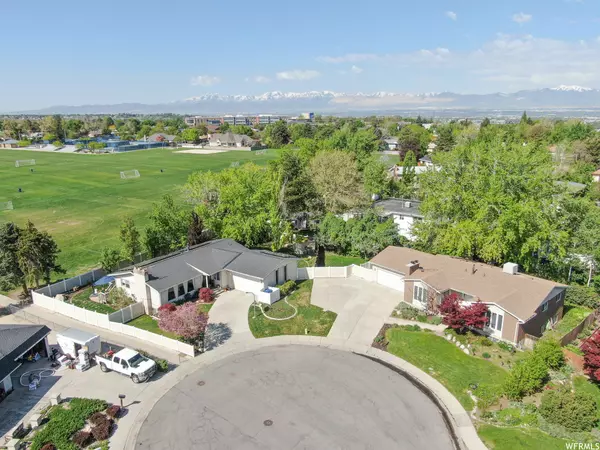 Cottonwood Heights, UT 84121,7432 S EASTBOURNE CIR