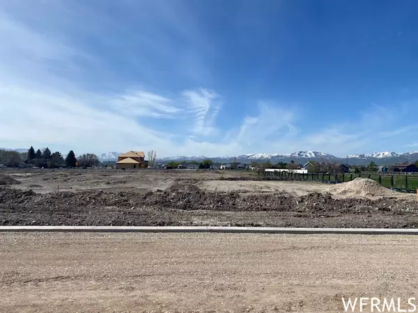 Nibley, UT 84321,3050 S 1250 W #2