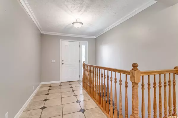 Cottonwood Heights, UT 84121,7911 S WILLOWCREST RD E