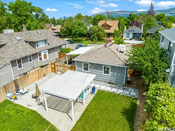 Salt Lake City, UT 84105,952 E BLAINE AVE