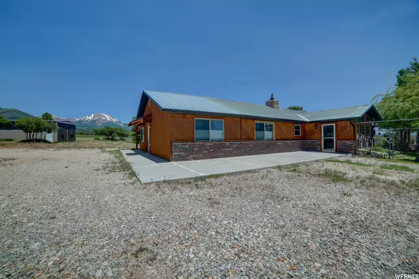 La Sal, UT 84530,1391 E HIGHWAY 46