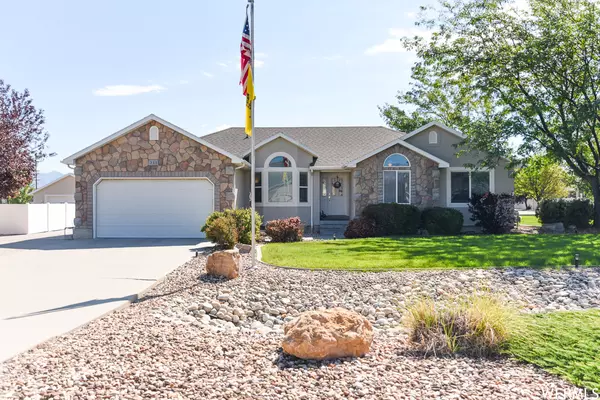 311 S RANCH RD,  Grantsville,  UT 84029