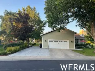 Stansbury Park, UT 84074,466 COUNTRY CLUB DR E