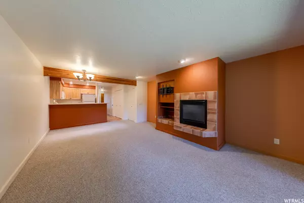 Moab, UT 84532,332 E PUEBLO CT #10B