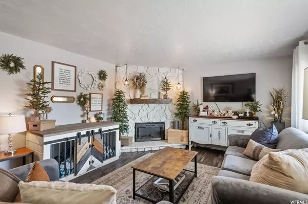 West Valley City, UT 84120,4527 S WORMWOOD DR