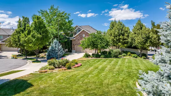 South Jordan, UT 84095,3108 W ALPINE CREEK CT S