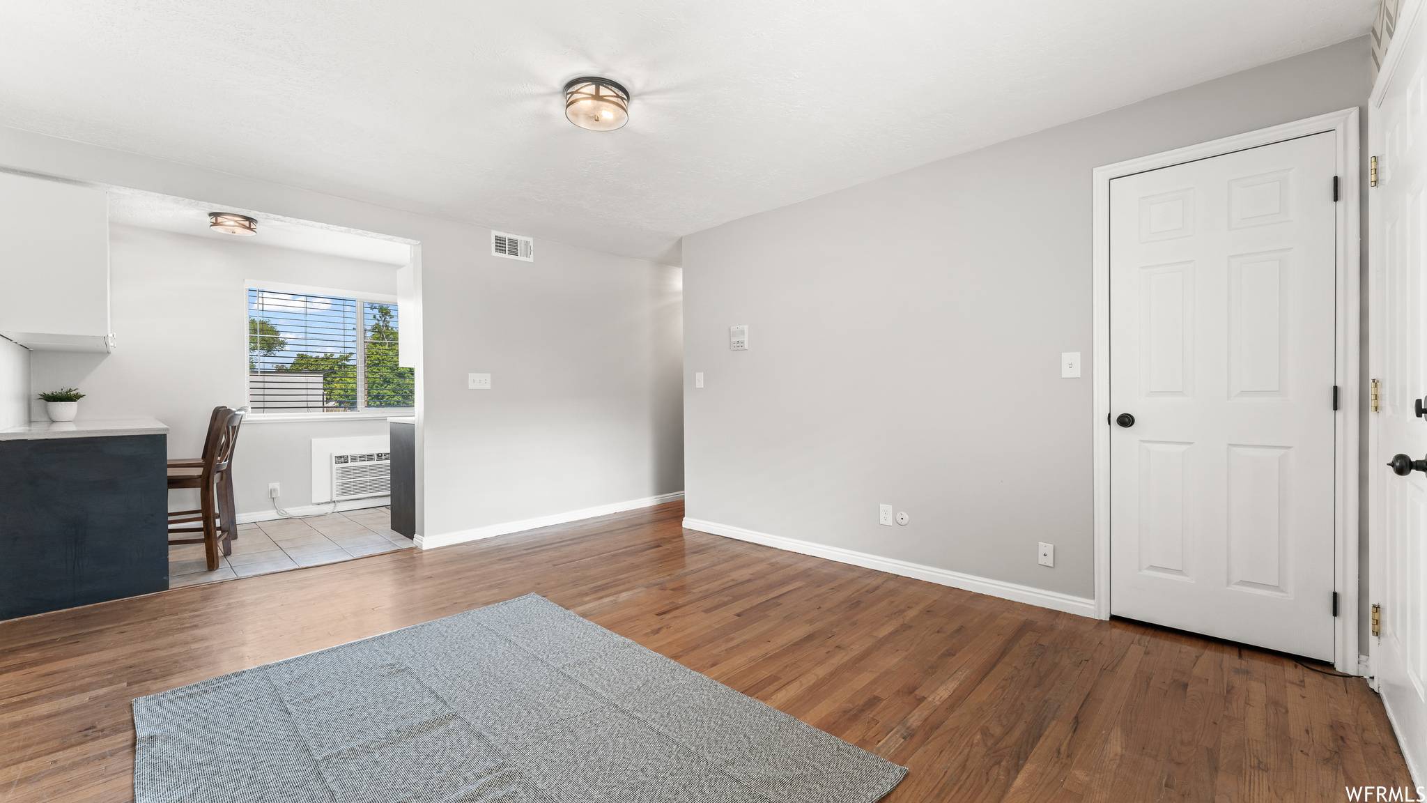 Salt Lake City, UT 84115,301 E 2700 S #8