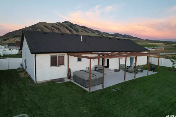 Hyrum, UT 84319,522 S 1380 E