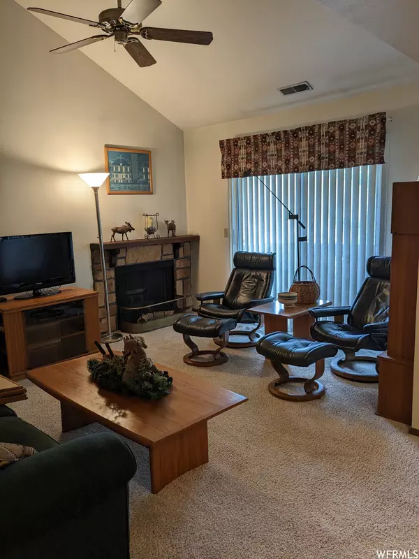 Park City, UT 84098,7065 N 2200 W #2W