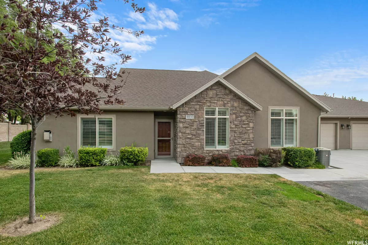 West Jordan, UT 84088,9212 S 2040 W #C