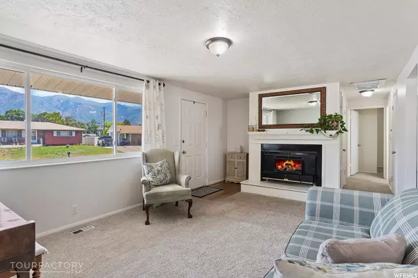 Layton, UT 84041,749 SAPPHIRE DR