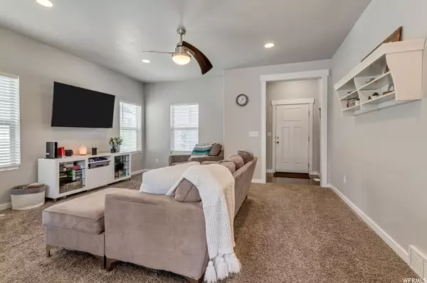 Eagle Mountain, UT 84005,8081 N QUARTER MILE DR