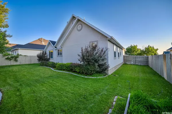 Lehi, UT 84043,2534 W PEBBLE CREEK LN