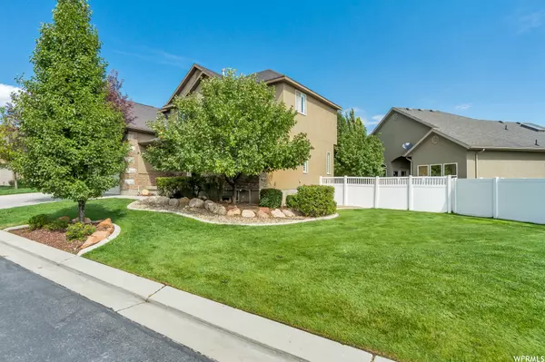 South Jordan, UT 84009,3860 W CORAL DUNE DR