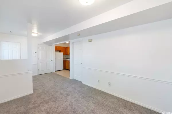 Provo, UT 84601,162 N 400 W #3