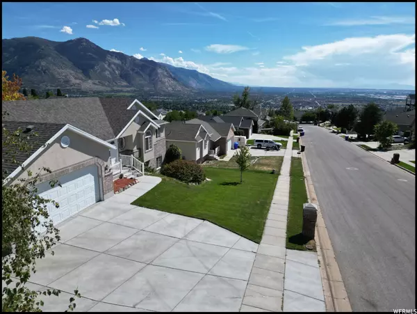 North Ogden, UT 84414,3672 N 225 E