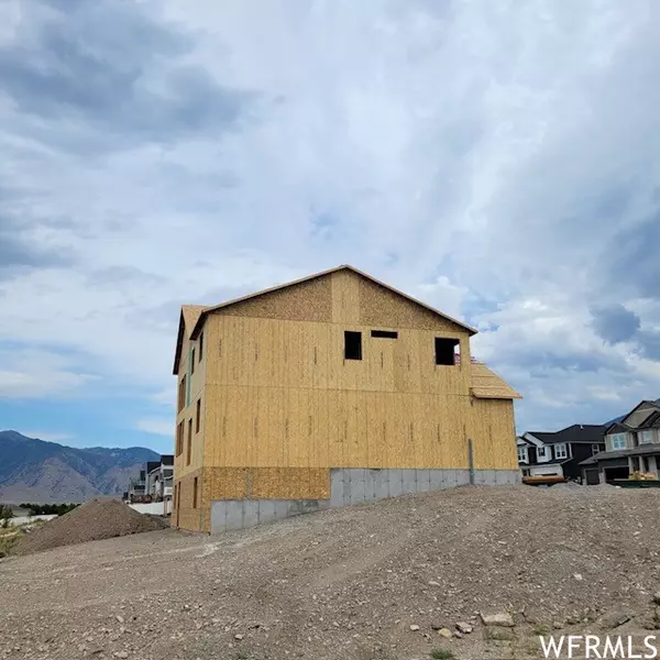 Tooele, UT 84074,386 W QUARTZ RD #8004