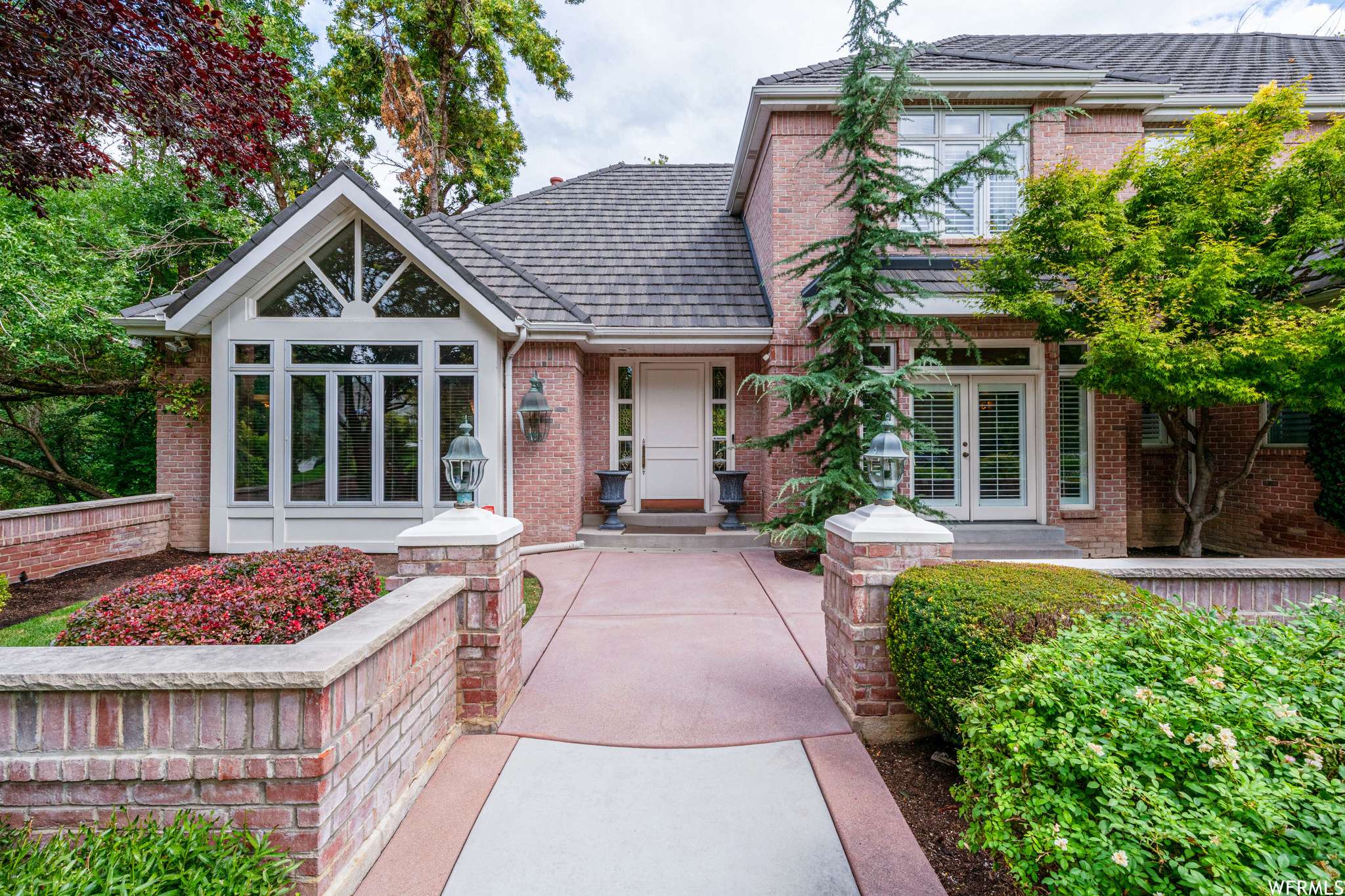 Holladay, UT 84121,2353 E FIELD ROSE DR