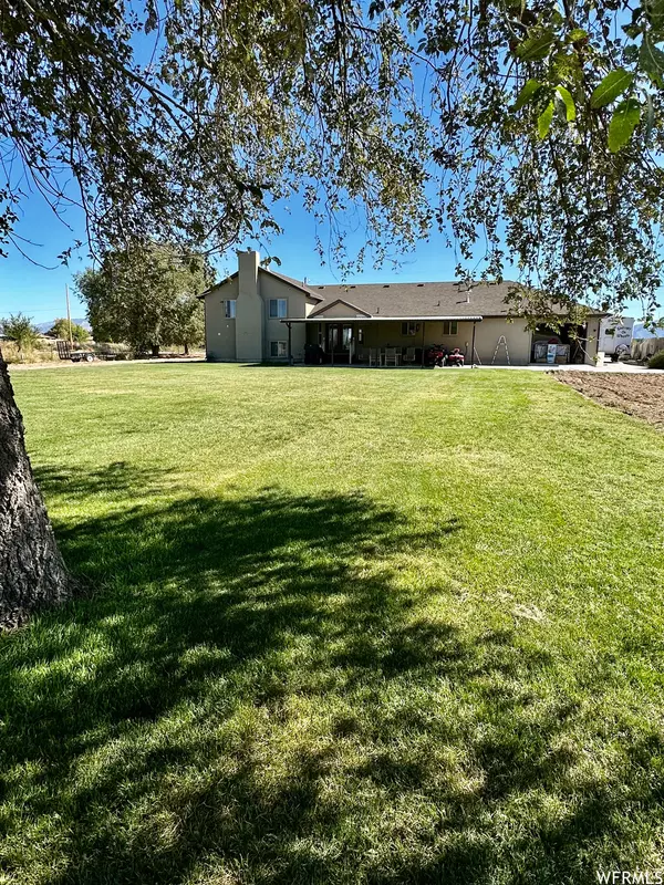 Hooper, UT 84315,5223 S 4700 W