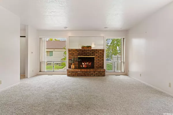 Roy, UT 84067,4539 S 1800 W #109