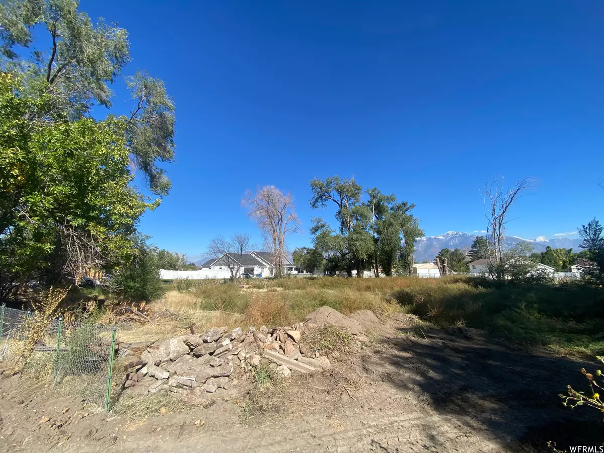 Riverton, UT 84065,11907 S 2700 W #102