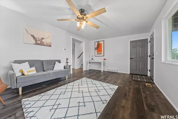 4949 PAVANT AVE West Valley City, UT 84120