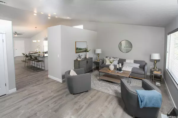 Layton, UT 84040,1995 E DEERE VIEW DR