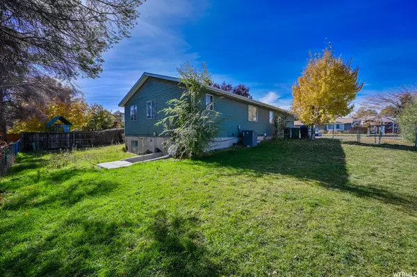 West Jordan, UT 84081,6289 S LOBELIA DR