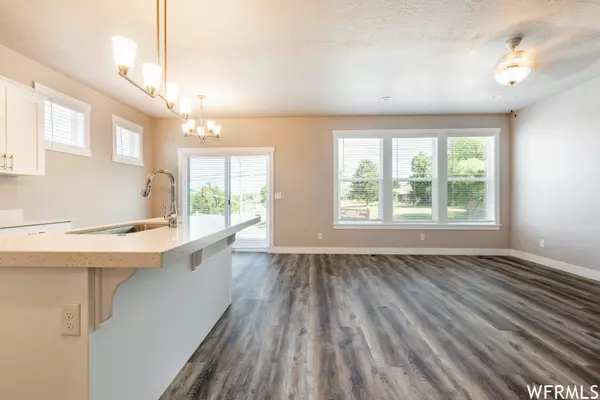 Holladay, UT 84117,1303 E WEYBURN LN S #8