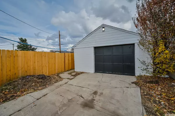 Tooele, UT 84074,307 S 400 ST W