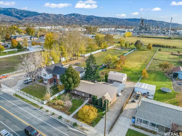 West Bountiful, UT 84087,855 W 400 N