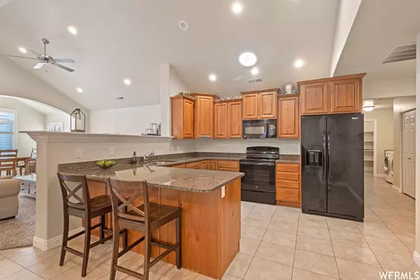 West Jordan, UT 84088,9232 S 2040 W #B