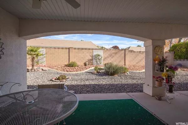 St. George, UT 84770,584 N MOONGLOW PL