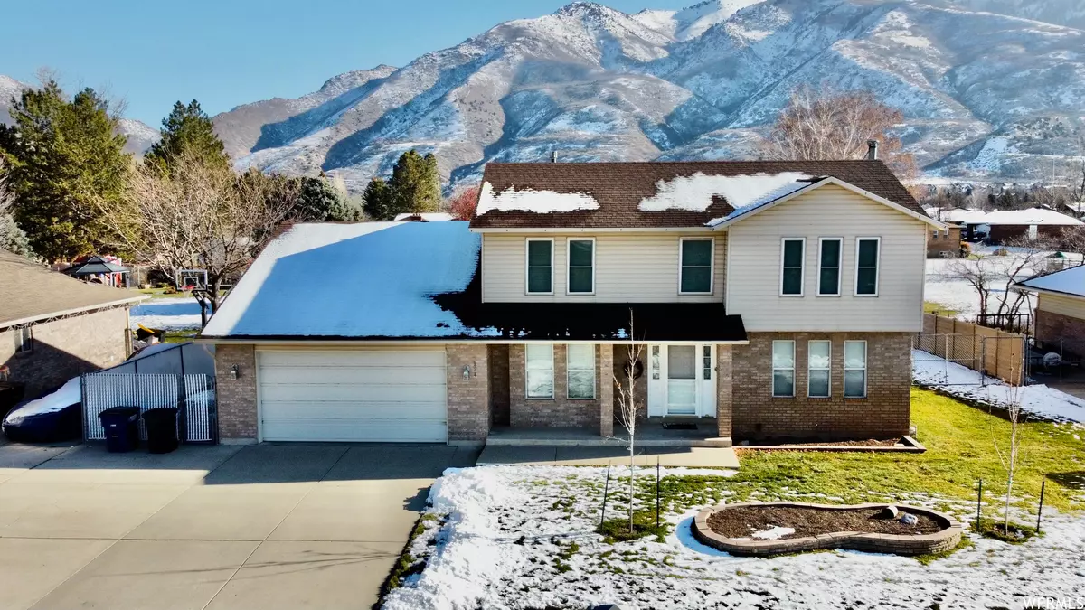 South Weber, UT 84405,7924 S 2100 E