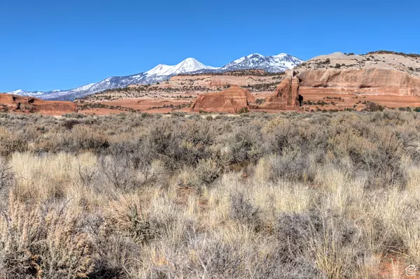 17 BACK OF THE ARCH RD #D, Moab, UT 84532