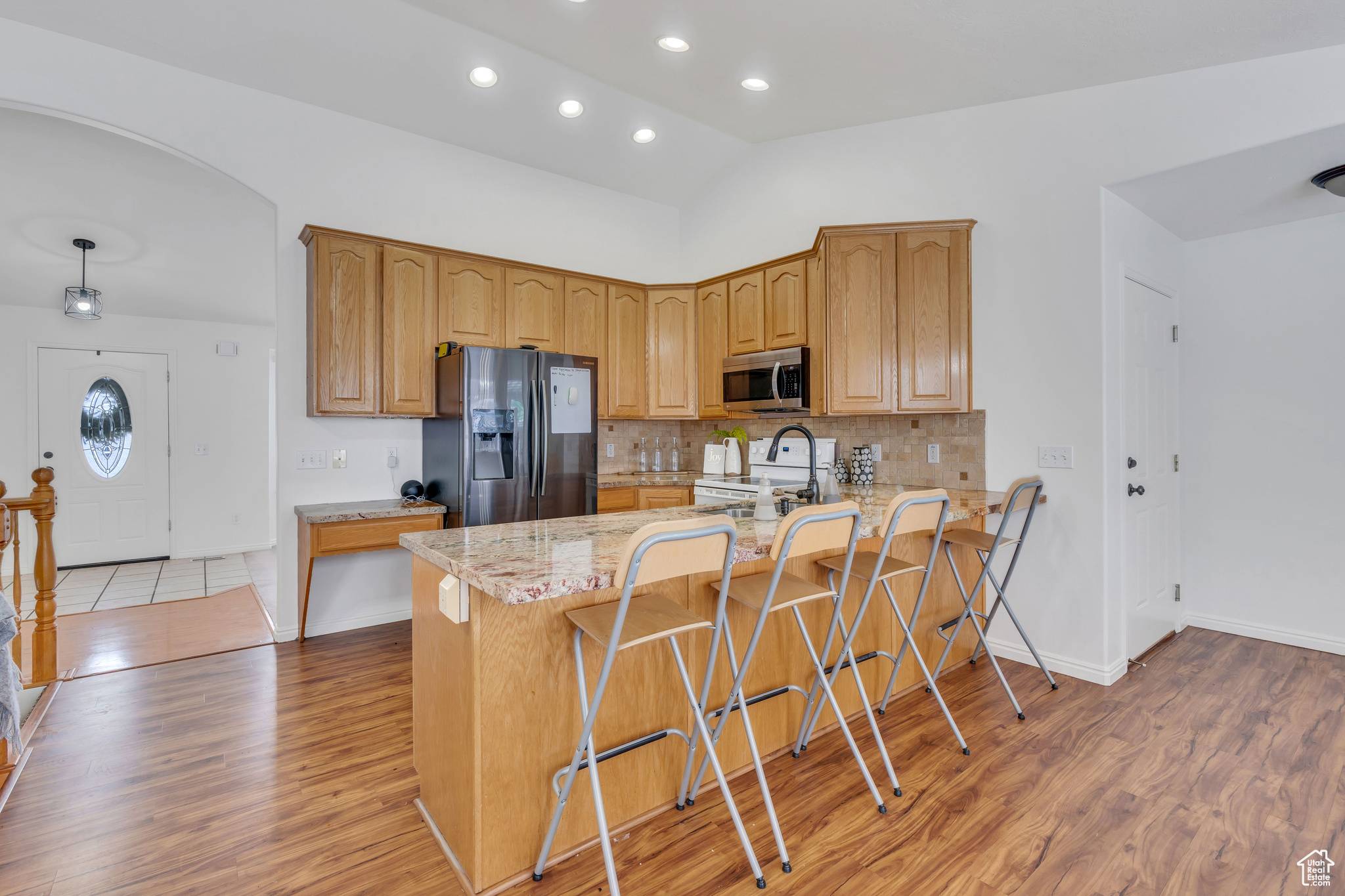 West Jordan, UT 84088,8903 S SUNSPRING DR W