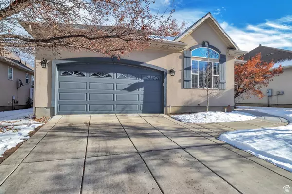 9041 S ENCHANTED OAK LN, Sandy, UT 84094