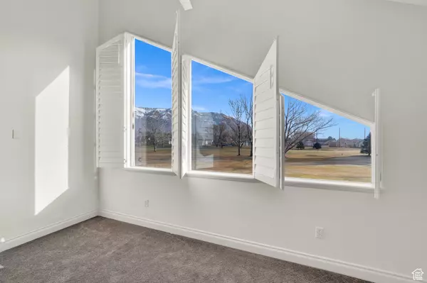 Pleasant View, UT 84414,216 N ROSE ANNE CIR