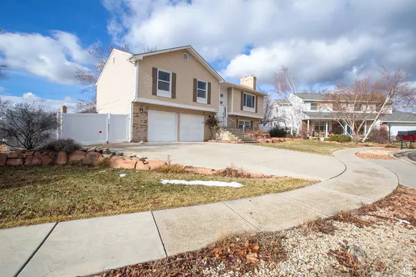 Sandy, UT 84094,12016 S SAGE RIDGE CIR