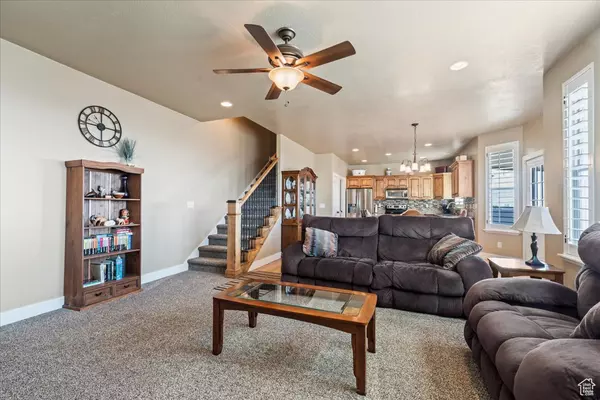 Layton, UT 84041,3535 W OVERLOOK DR