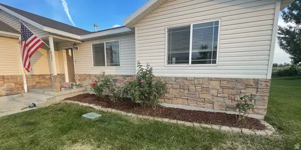 Vernal, UT 84078,627 W 2000 N