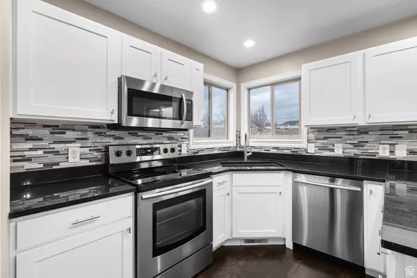 Saratoga Springs, UT 84045,398 W VINEYARD WAY N