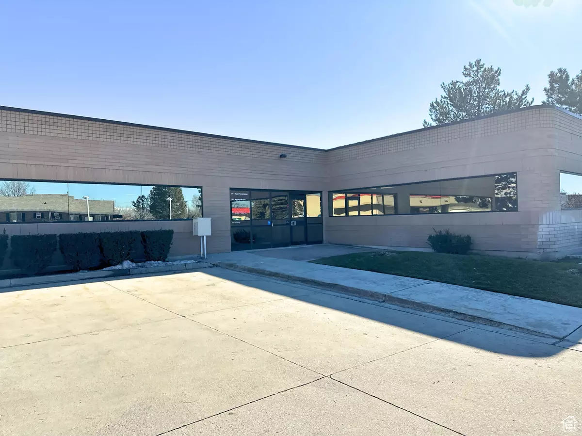 Orem, UT 84057,205 N STATE #209