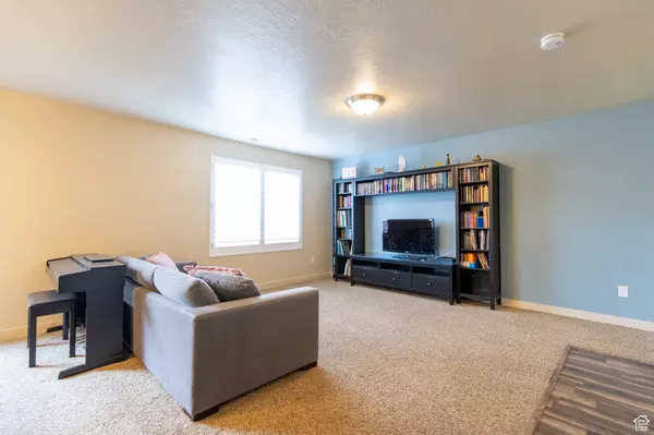 West Haven, UT 84401,2412 S ANDOVER ST W #320