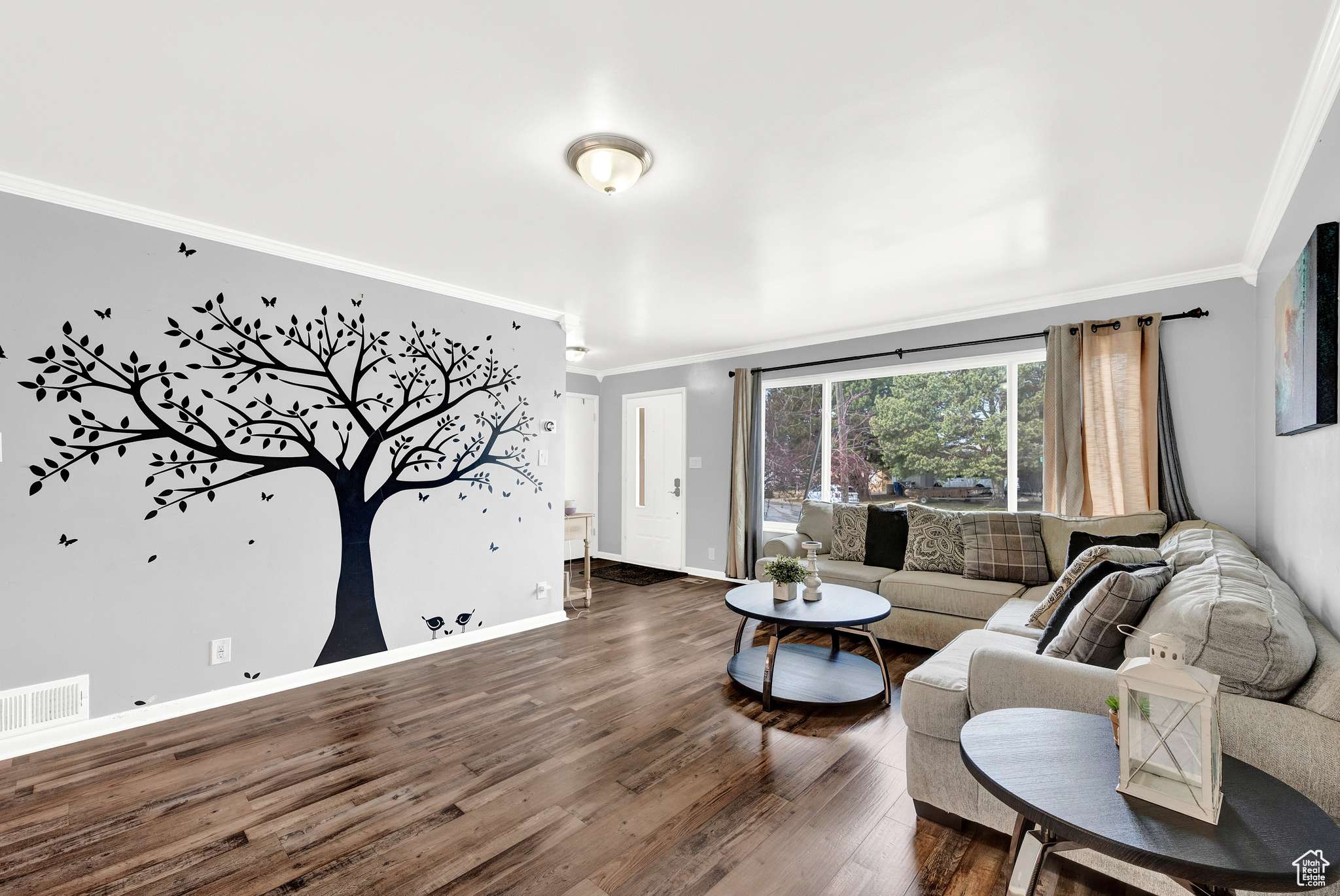Ogden, UT 84404,1145 E 10 ST S